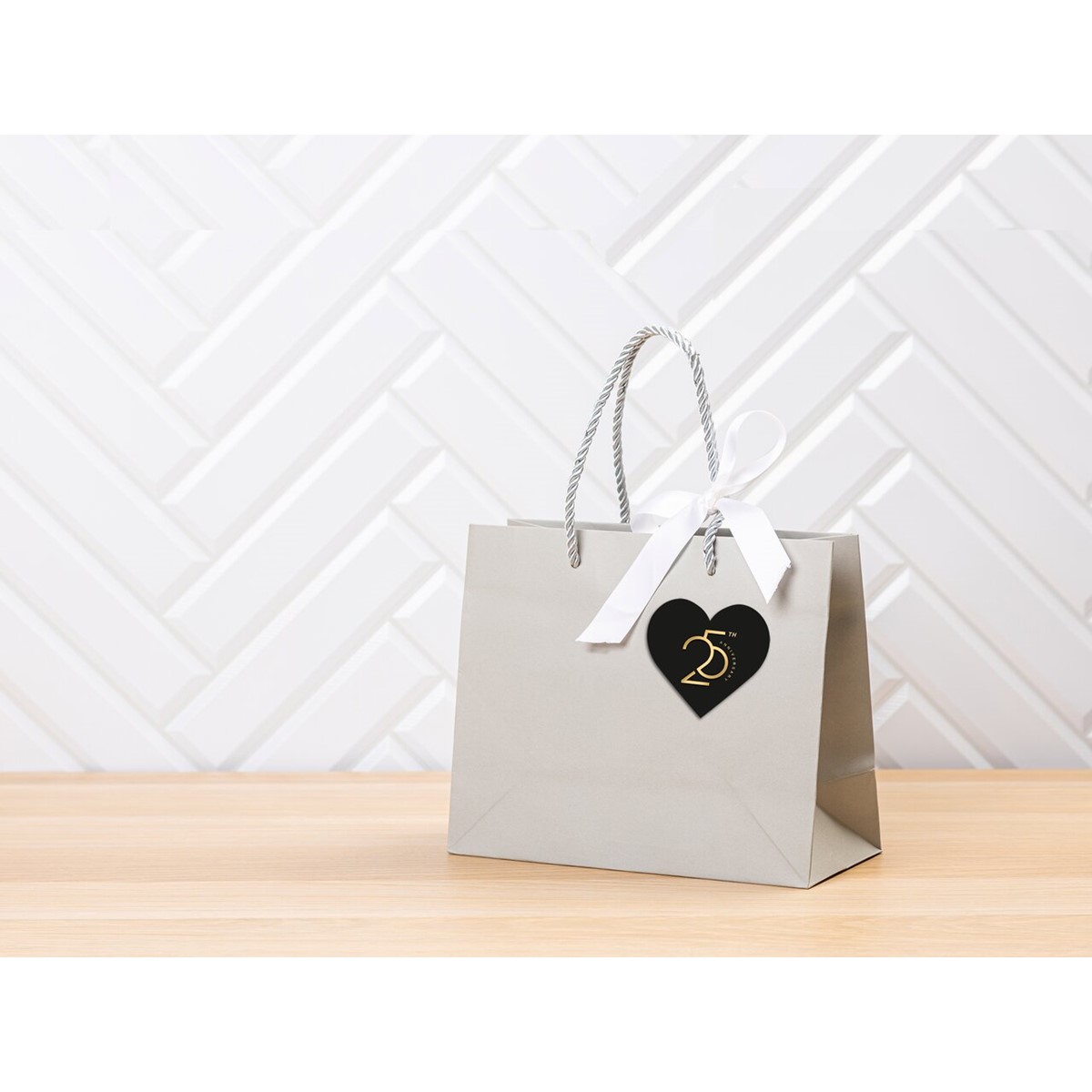 Mini Aufkleber Weiß, Herzförmig – 13x12 Mm, Selbstklebendes Papier, Perfekt Für Kleine Etiketten